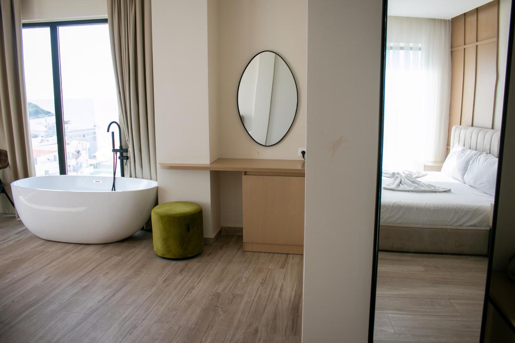 La Luna Hotel קסאמיל מראה חיצוני תמונה