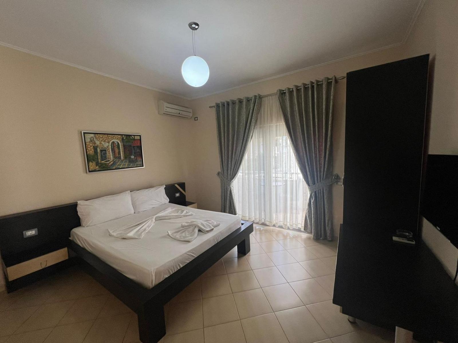 La Luna Hotel קסאמיל מראה חיצוני תמונה