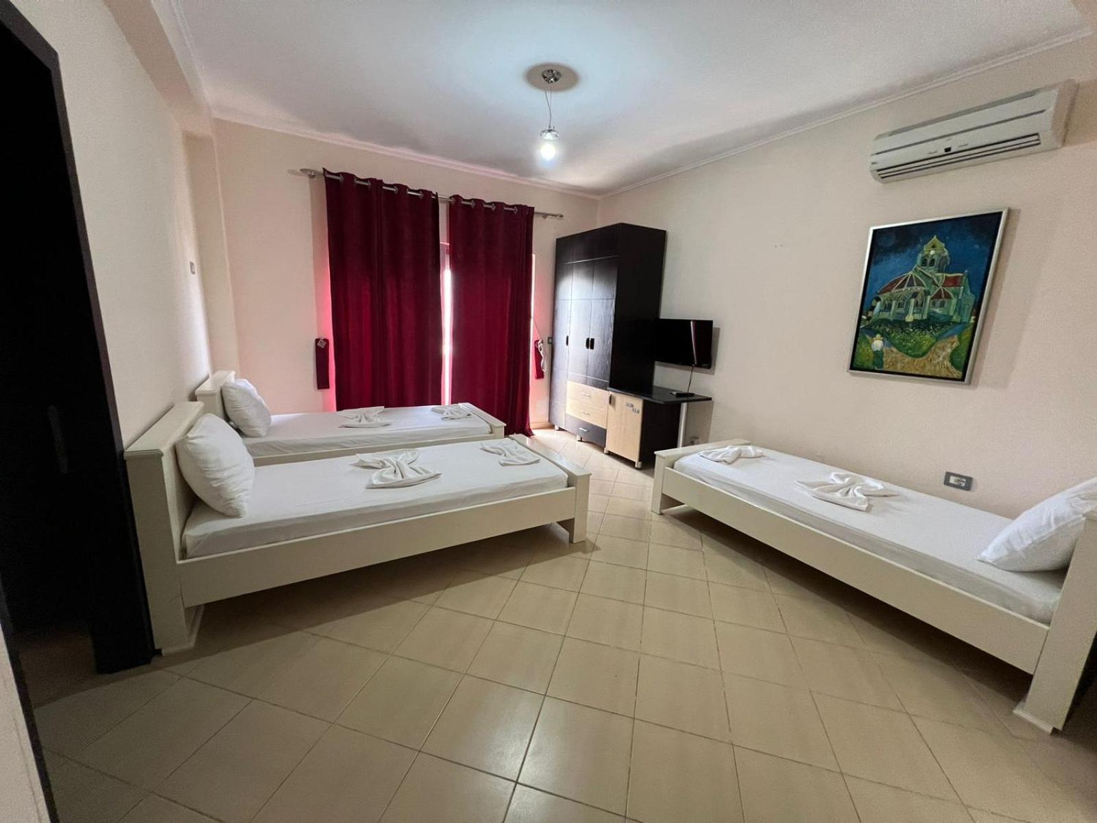 La Luna Hotel קסאמיל מראה חיצוני תמונה